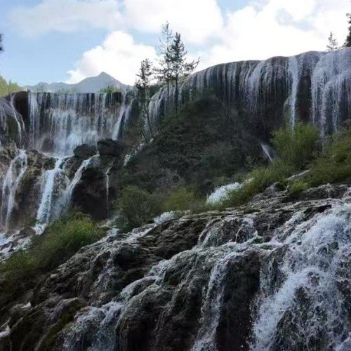 Nuorilang Waterfall