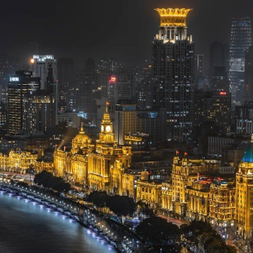 Old Money Meets New: the Shanghai Bund