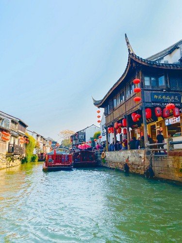 Pingjiang Road canal boats