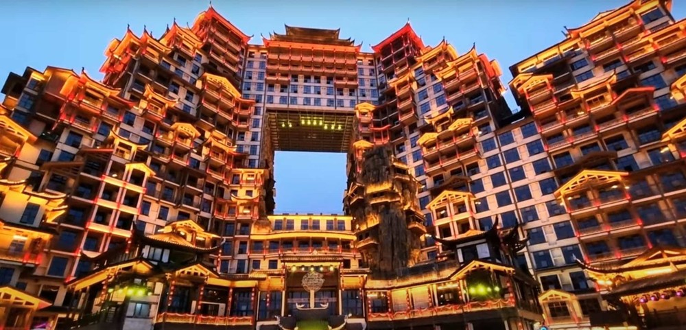Seventy-Two Wonders Building
