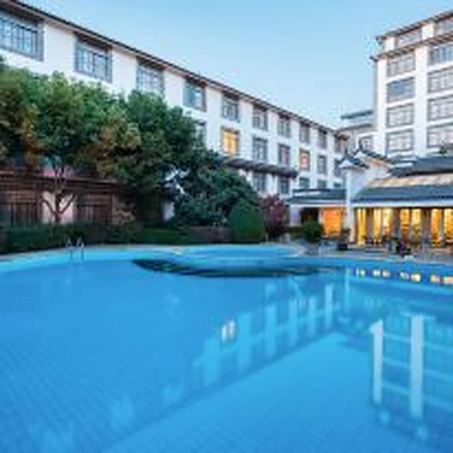 Lijiang International Hotel exterior